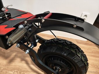 Elektrokoloběžka boyueda - 8