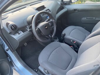 Chevrolet Spark 1.0 - 8