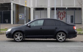 Volkswagen Jetta 1.9 TDI Sportline - 8