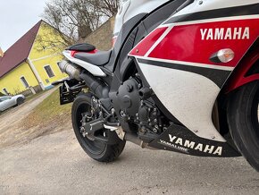 Padaky na Yamaha R1 09-14 - 8