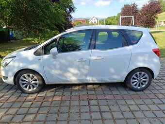 Opel Meriva - 8