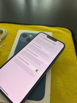 iPhone 13, 128 GB, modrá barva — ve skvělém stavu - 8