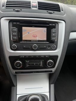 ŠKODA OCTAVIA 1.4 TSI Sport-90kw 07/2011 151028km - 8