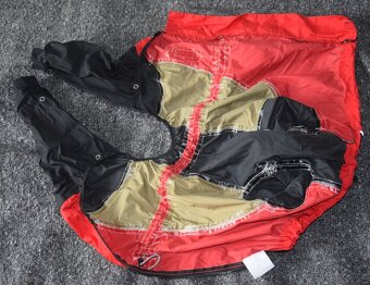 HURTTA lehká pláštěnka / větrovka vel.cca 17 - 21kg - 8