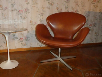 Fritz Hansen Arne Jacobsen Swan Chair křeslo labutí kůže koň - 8