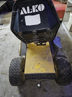 Zahradní traktorová sekačka ALKOTRAC 1082 s tažným zařízením - 8