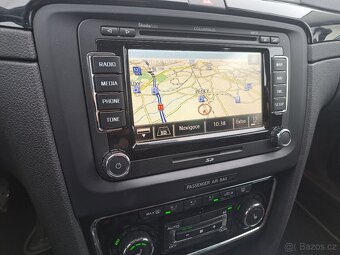 Škoda Superb 2, 2.0 TDI, 125 kW, DSG, 11/2012 navi, tažné - 8