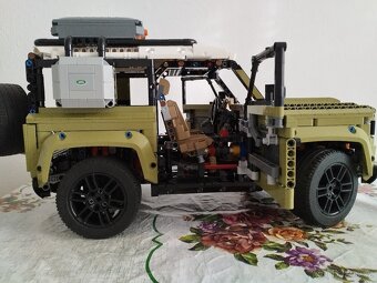 Lego 42110 Land rover defender - 8