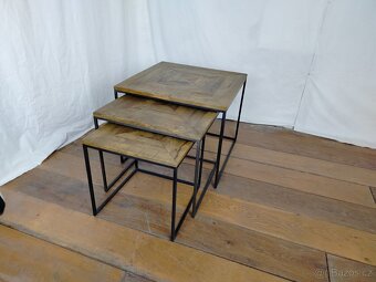 Sada hnízdových stolečků - 8