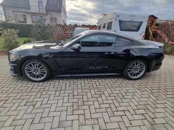 Ford Mustang, paket GT350, motor 3,7 V6, 224 kw,2015,manuál - 8