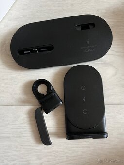 Stojánek na nabíjení telefonu, hodinek a sluchátek - 8
