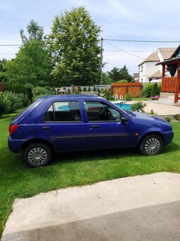 Ford Fiesta 1.3 44kw benzín - 8