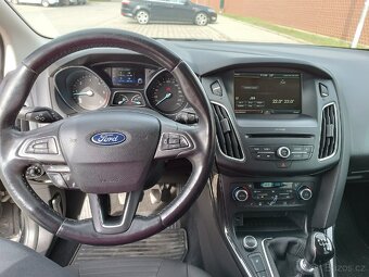Ford Focus Titanium - 8