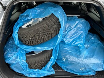 Kia Cee´d, 1.6 CRDi 100 KW - 8