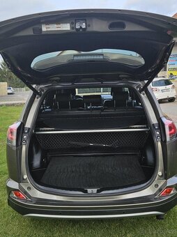 Toyota RAV4 Hybrid 2.5 AWD 4x4 Executive - 8