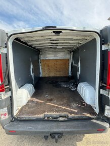 Opel Vivaro LONG - 8