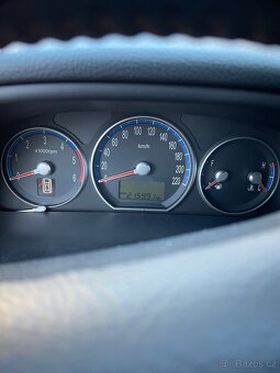 Hyundai Santa Fe 2.2 CRDi - 8