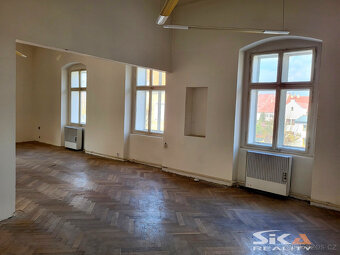 Prodej rodinného domu s pozemkem 299 m2, Louny centrum - 8