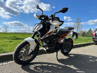 KTM Duke 125 r.v. 2020 - 8