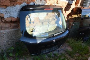 Kapota světlo víko kufru chladič sahara Peugeot 207 - 8