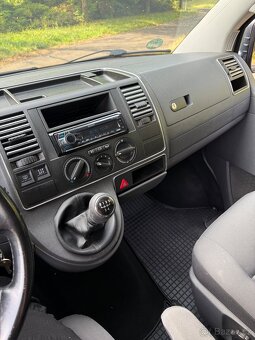 Volkswagen Caravelle 1.9 TDi 2009 - 8