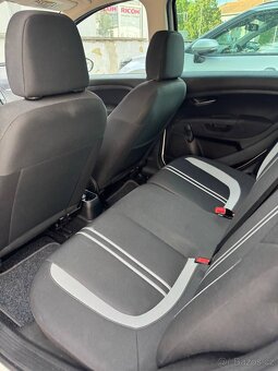 Fiat Punto Grande - 8
