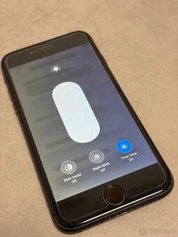 📱 iPhone SE (2020) – 128 GB | Skvělý stav ✅ - 8