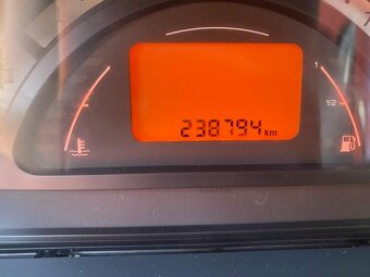 CITROEN C2 1.4 Hdi   2005 - 8