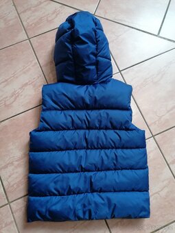 Chl. Zimní vesta vel. 116 zn. Zara - 8