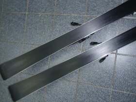 NASERVISOVANÉ DÁMSKÉ LYŽE CARVY SALOMON RUSH 156 CM - 8