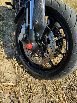 Ducati hypermotard 796 - 8