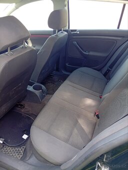 VW Golf 5 - 8