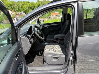 VOLKSWAGEN TOURAN 2.0TDI AUTOMAT 2007 - 8