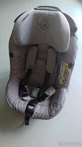 Autosedačka Maxi Cosi Axissfix Plus, Nomad Grey
- 8