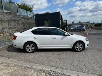 Skoda Octavia A7 2017 1.6 - 8