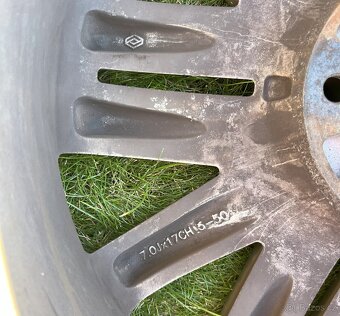 ALU KOLA R17 5x108 , Orig. Renault , Pneu 6mm 225/45/R17 - 8