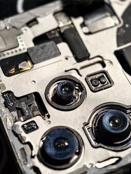 Iphone 15pro na díly - 8