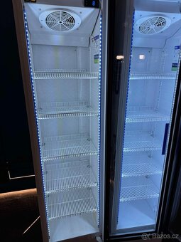 Prosklená chladicí lednice SLIM - 8