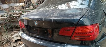 BMW E90 díly - 8