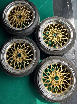 EXIP 4x100 ET25 7x15, pneu 165/45/15. - 8