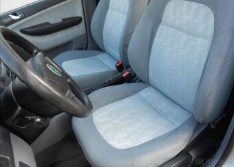 Škoda Fabia 1,4 16V Comforti 74 kW benzín - 8