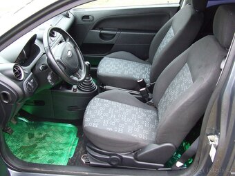 Prodám Ford Fiesta Mk5 1.25 55kw 2004 3dv - 8