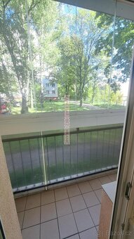 Garsonka na Podlesí s lodžií - 8