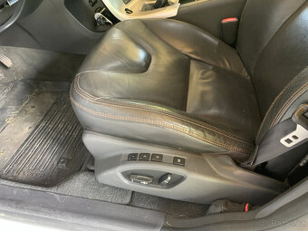 Volvo XC60 2,4D Drive 129 kW 2009 - 8