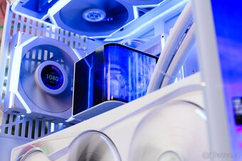 Herní PC - Ryzen 9 9950X3D / 64GB / 2TB / RTX 5090 32GB - 8