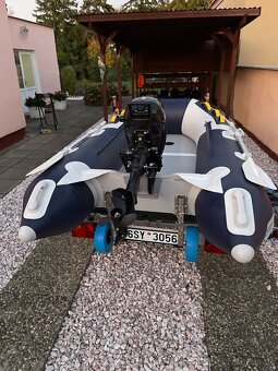 Motorový člun - 8