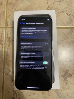 📱 iPhone XS 512 GB – StĹ™ĂbrnĂ˝ - 8