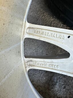 Prodám Porsche kola 5x130 8Jx18 ET57 + 10,5Jx18 ET60 - 8