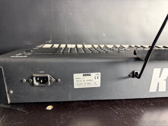 Korg i3 - 8