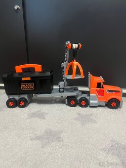Dětský pracovní ponk Black + Decker, kamion s kufrem - 8